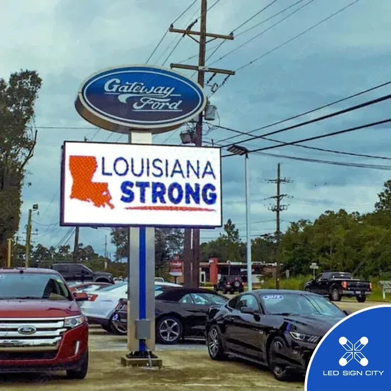Gateway Ford dealership pylon sign with a full-color outdoor LED display